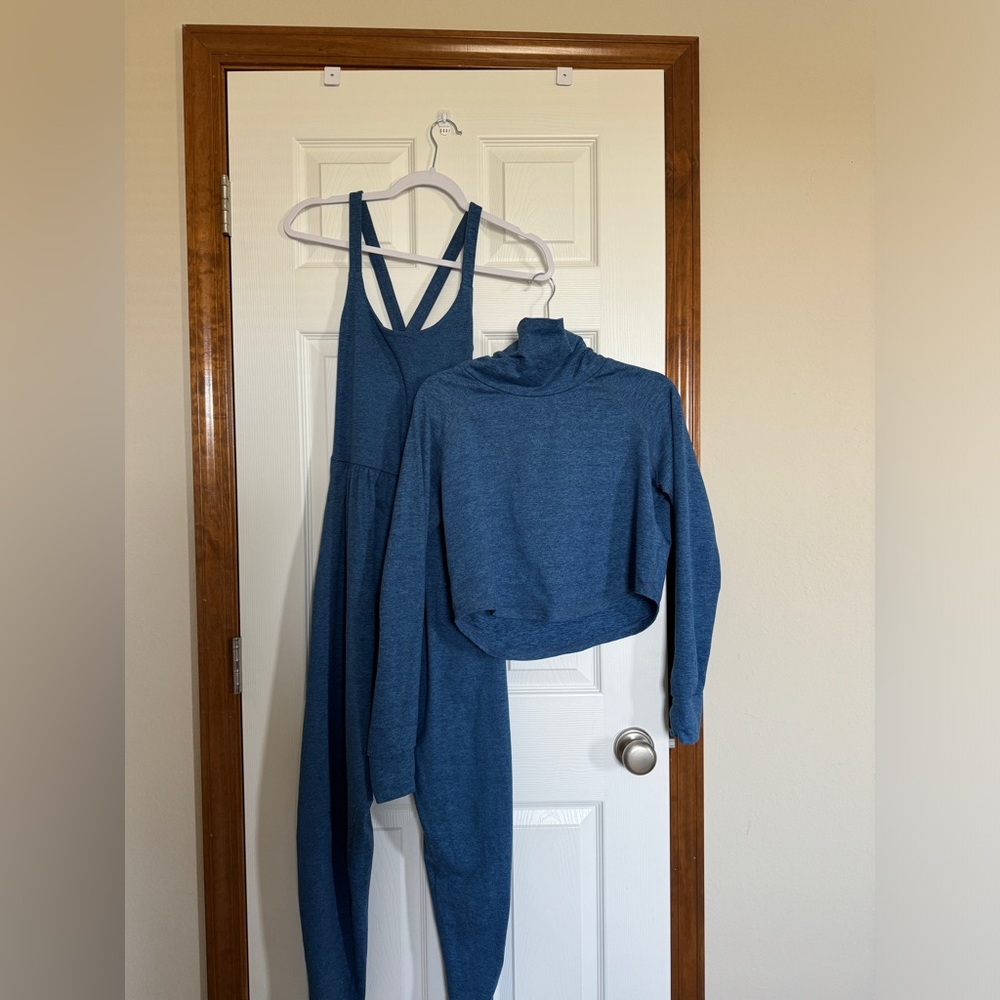 Imbodhi Cobalt Set - Jumper & Long Leeve